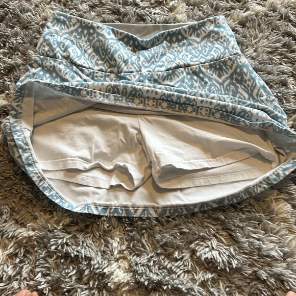 Slender Shapes Skort - Picture 2 of 4